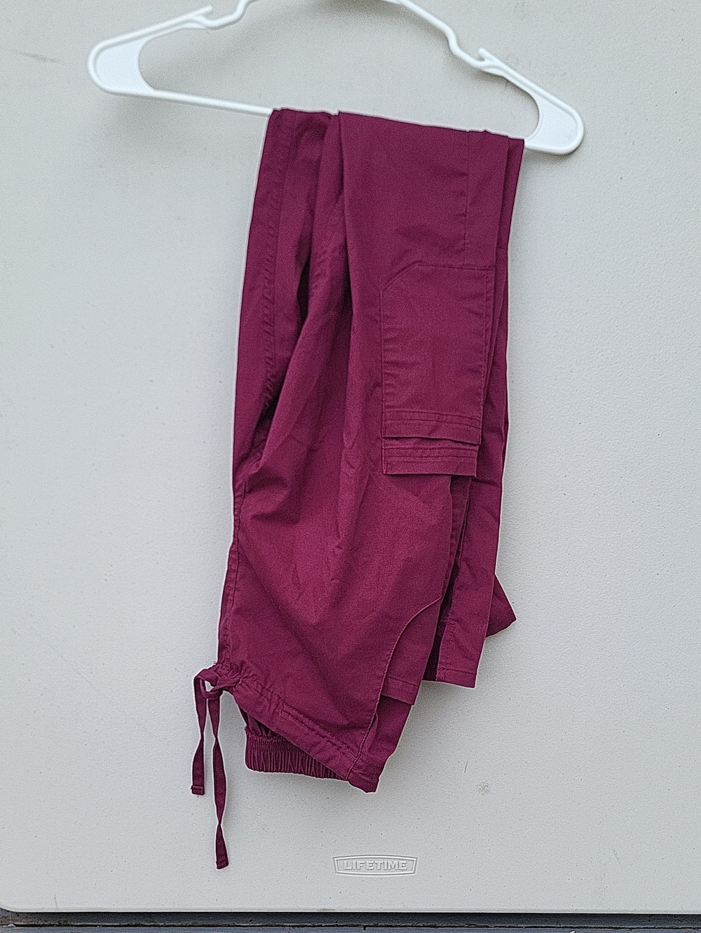 Women Straight Leg Drawstring Scrub Pants in Deep Berry